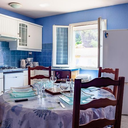 Appartement Avec Piscine Et Cuisine ロックフォール・ラ・ベドゥール エクステリア 写真