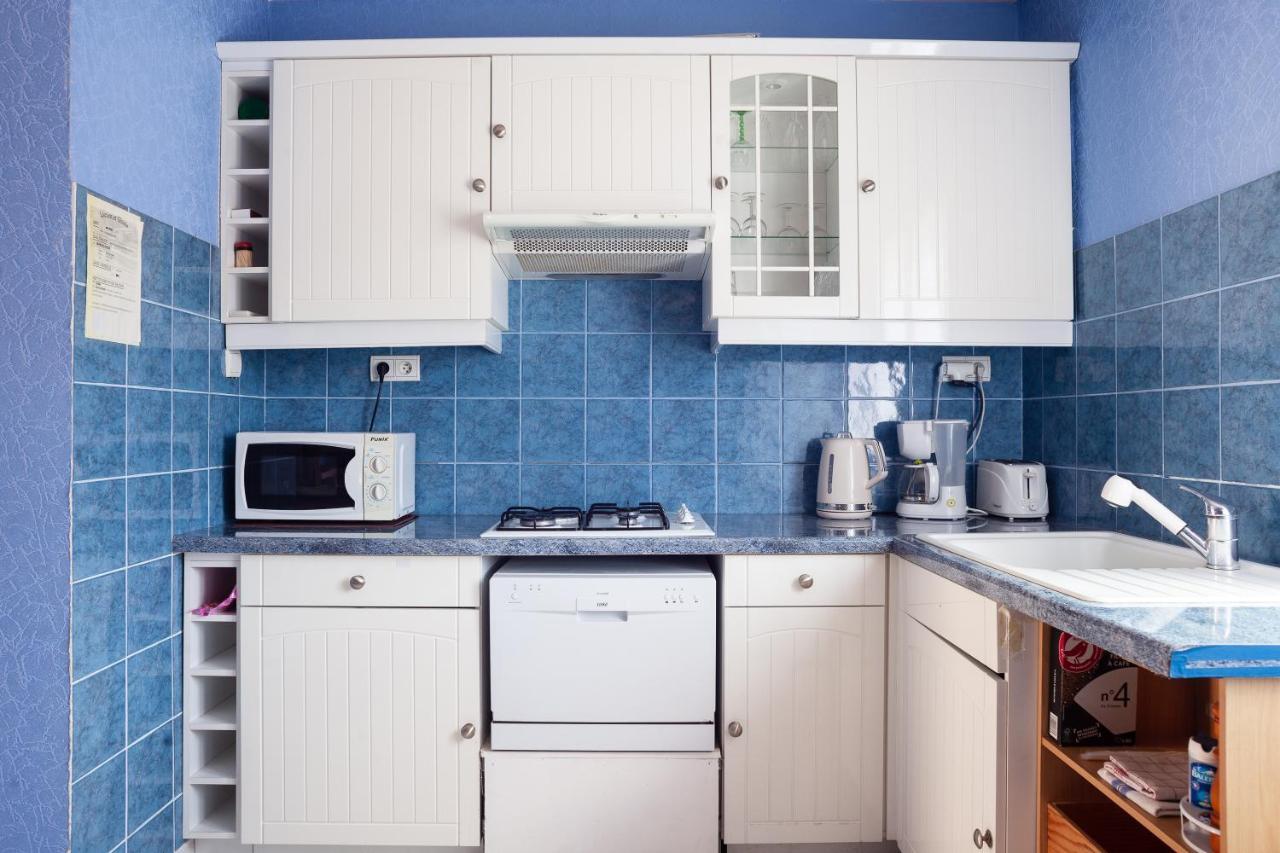 Appartement Avec Piscine Et Cuisine ロックフォール・ラ・ベドゥール エクステリア 写真